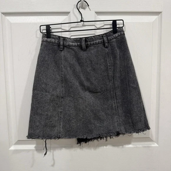 We The Free Womens Black Frayed Mini Wrap Denim Skirt Size 28 asymmetrical Jean - Picture 8 of 8